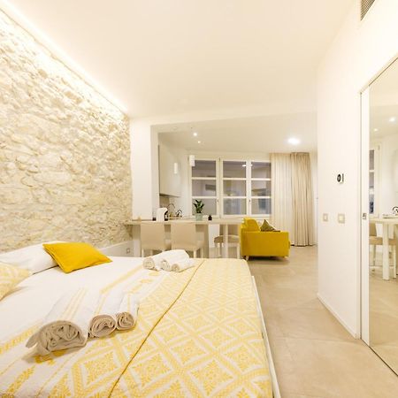 Suite Il Sole In Pieno Centro Storico In Cagliari Luaran gambar