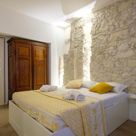 Suite Il Sole In Pieno Centro Storico In Cagliari Luaran gambar